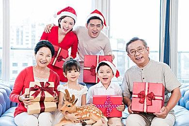 最“抽象”的游戏本土化，是让机器人穿上带派花棉袄扭秧歌